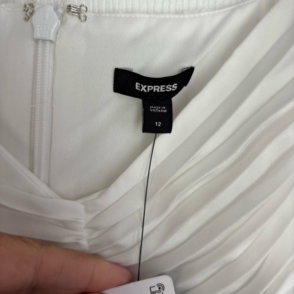 Express Black and White Maxi Skirt - Picture 16 of 16